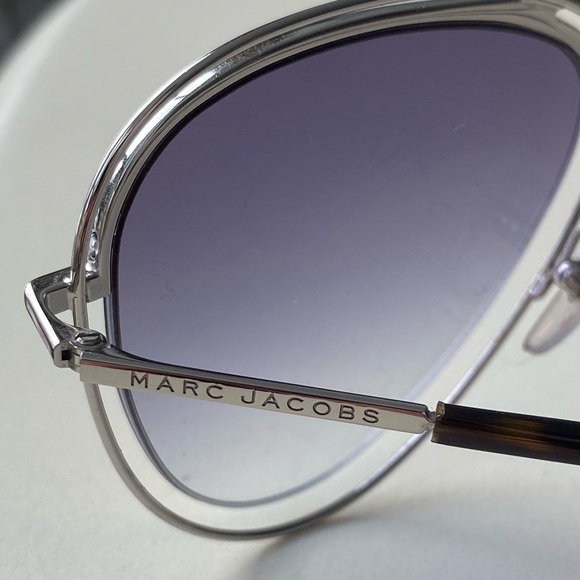 Marc Jacobs 2 Tone Aviators - Picture 6 of 7